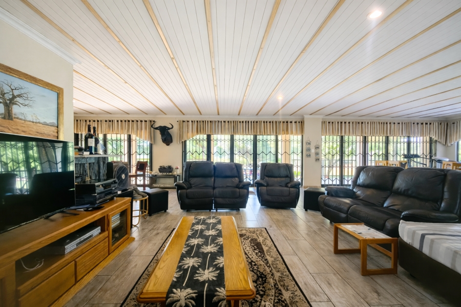 Commercial Property for Sale in Swartruggens North West